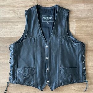 Unik Black Leather Vest for Men, Size 48